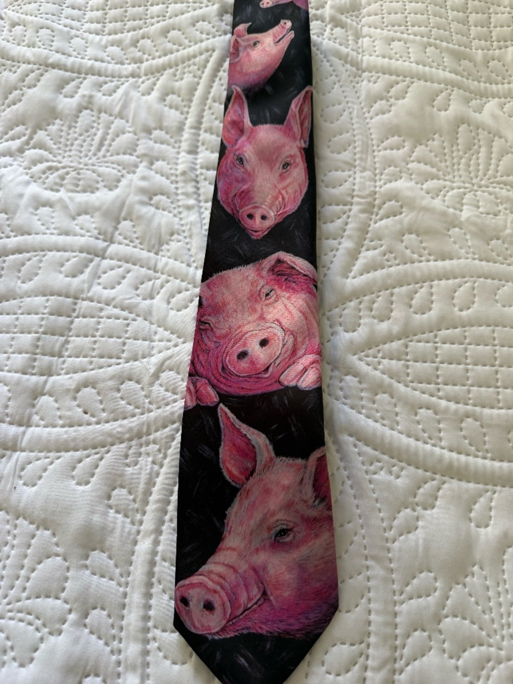Mens Black Tie with Pink Pigs Ralph Marlin